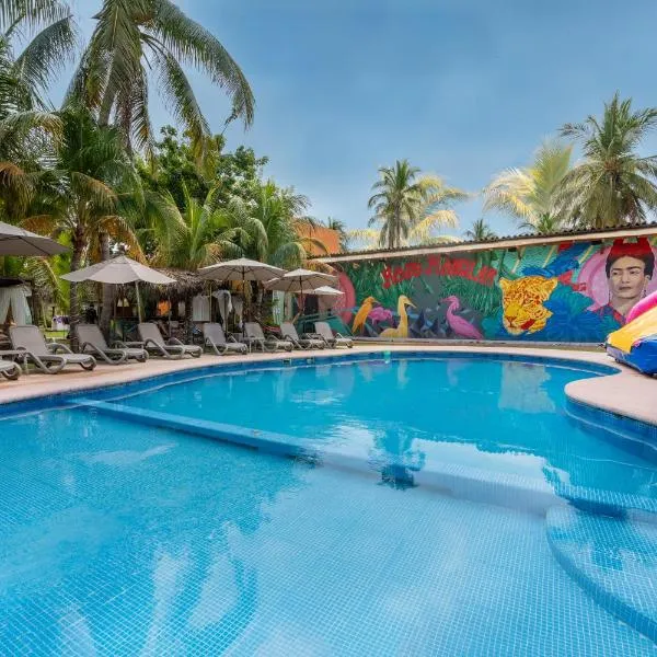 Rojo Manglar Acapulco，位于阿卡普尔科的酒店