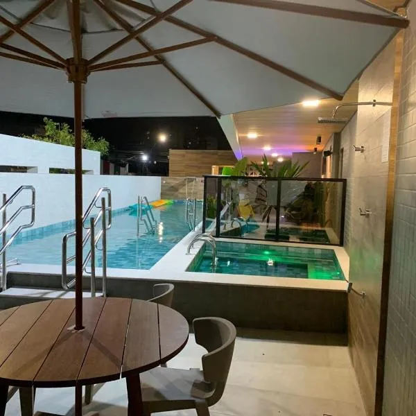 Quarto e Sala na Ponta Verde e Pajuçara，位于马塞约的酒店