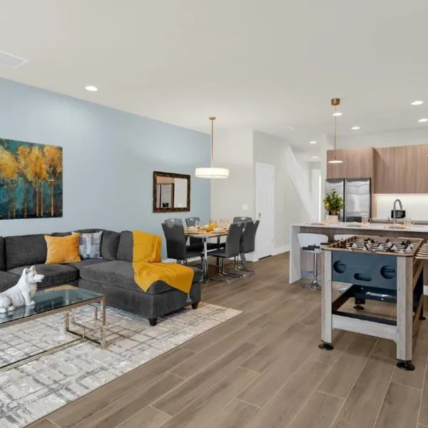 Upstay Tranquility Townhome w Private Pool，位于奥兰多的酒店