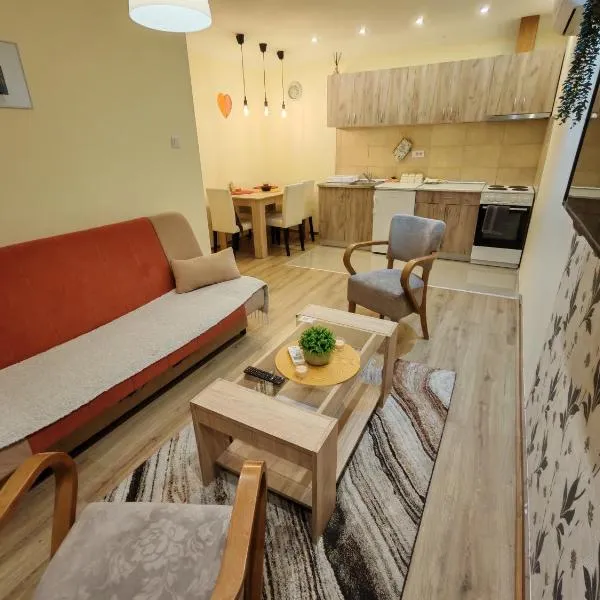 Ravana Sky Apartments，位于伊万尼察的酒店