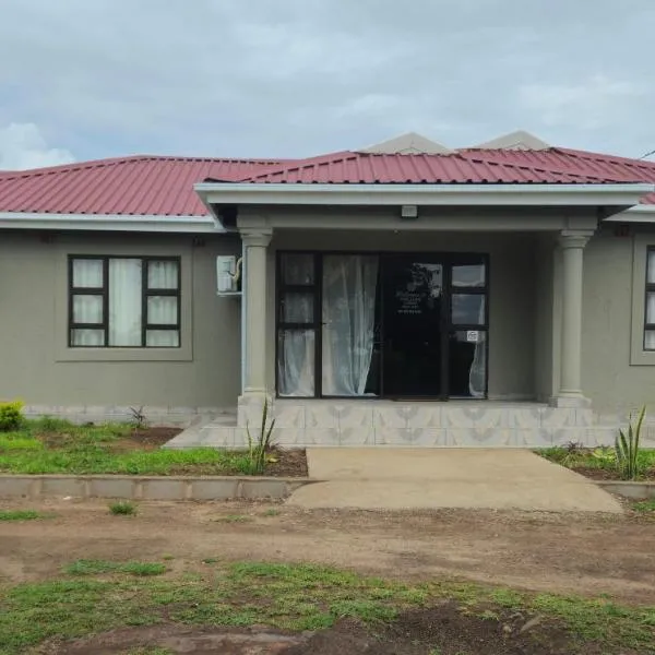 Phelelani Lodge Jozini，位于焦济尼的酒店