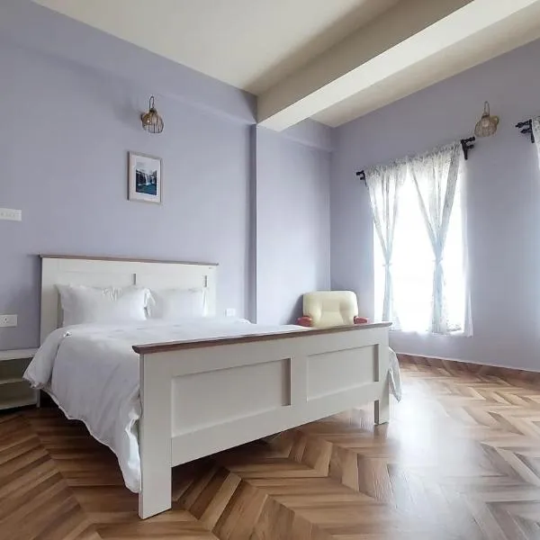 Samaphi Homestay，位于西隆的酒店