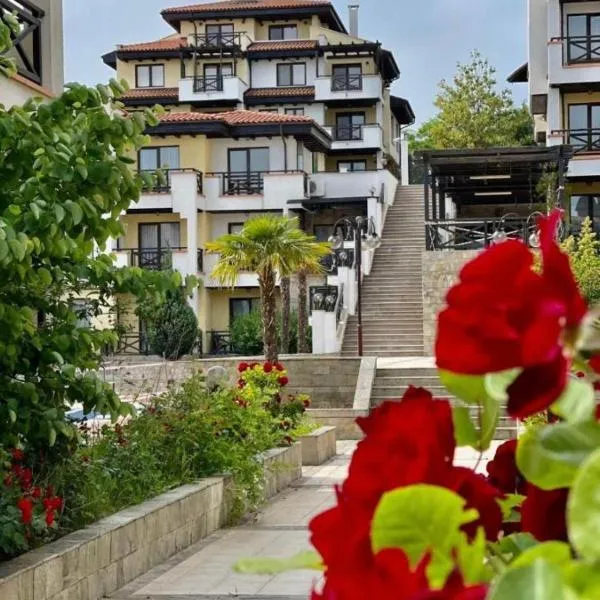 Relaxing apartment - 100 meters from the sea，位于切尔诺莫雷茨的酒店