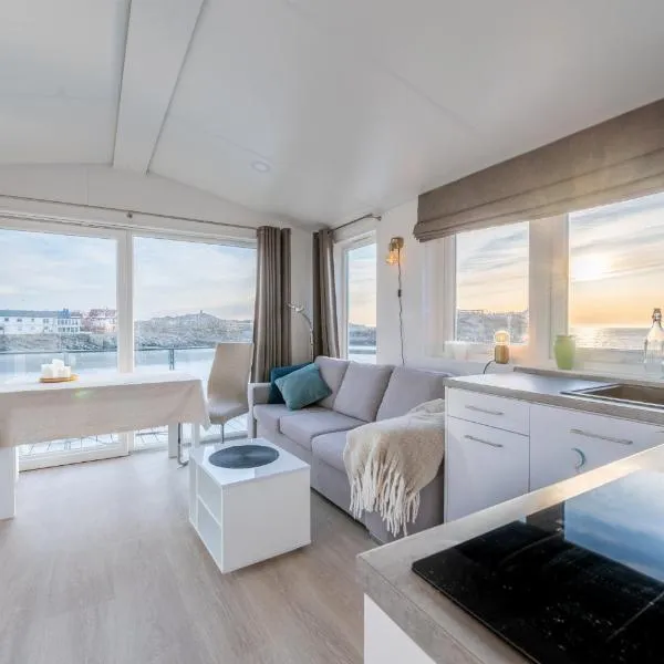 Henningsvær Seaside Top Apartment，位于亨宁斯韦尔的酒店