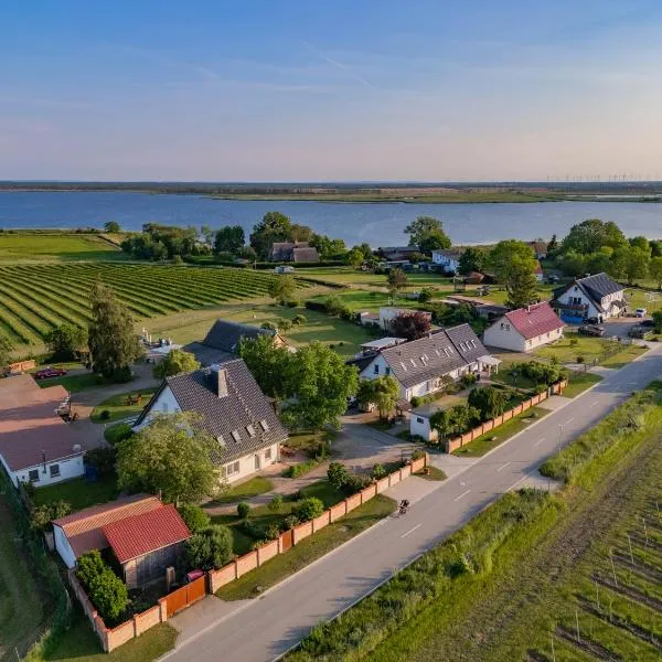 哈弗边纱架庭院公寓，位于Usedom Town的酒店