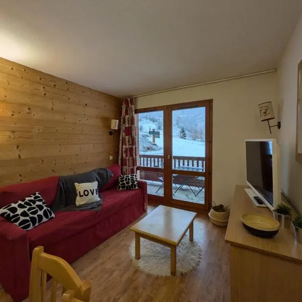 Lumière des Neiges - 6 pers - 2 SDB - 1 terrasse - Pieds des pistes，位于瓦尔梅尼耶的酒店