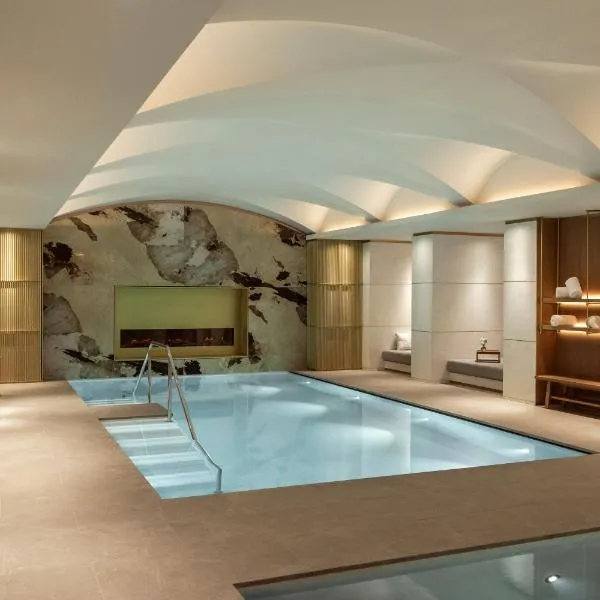 Corinthia Grand Hotel Astoria Brussels，位于布鲁塞尔的酒店