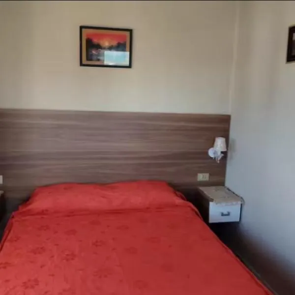 Habitaciones en Zona Céntrica，位于塔里哈的酒店