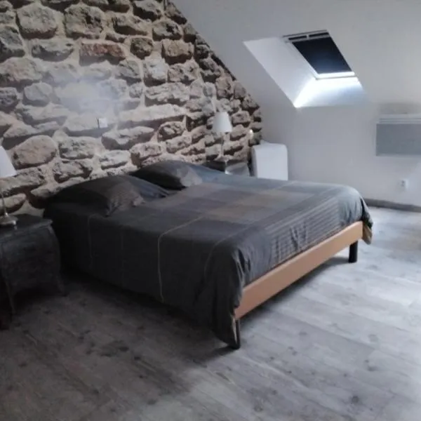Le morvan de serge，位于Saint-Brancher的酒店