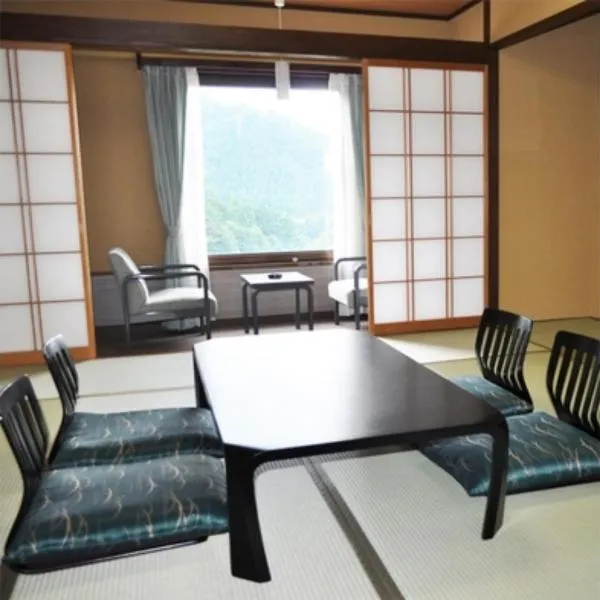 Hotel Tetora Resort Tateyama Kokusai - Vacation STAY 45318v,位于富山的酒店