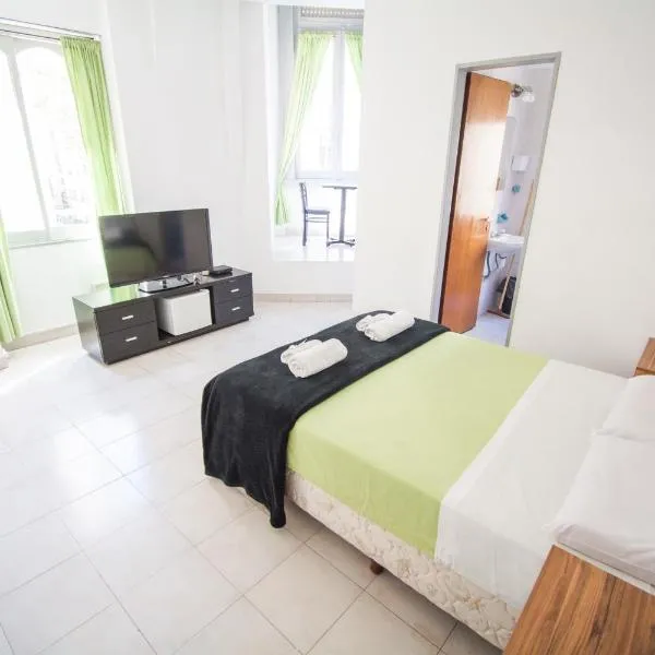 Hotel Dos Mundos，位于布宜诺斯艾利斯的酒店