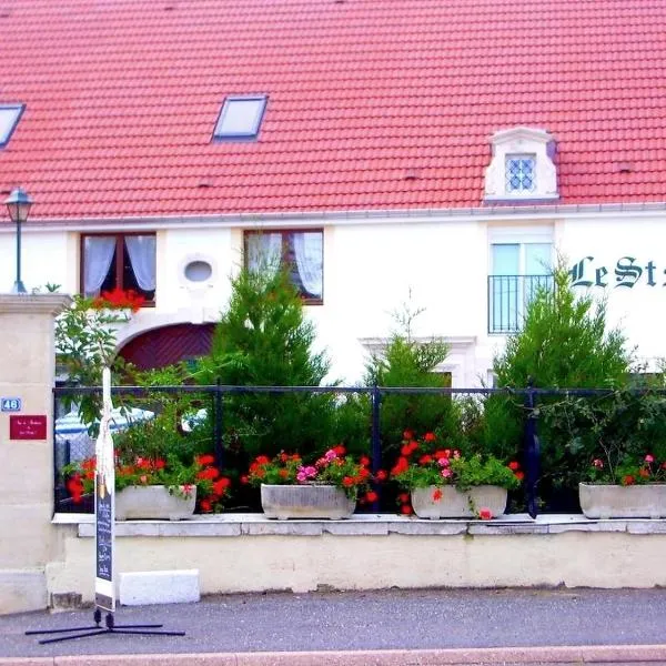 Hôtel Le Saint Martin，位于布尔圣玛丽的酒店