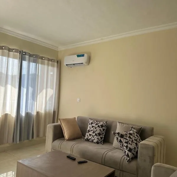 AMS Global，位于阿克拉的酒店