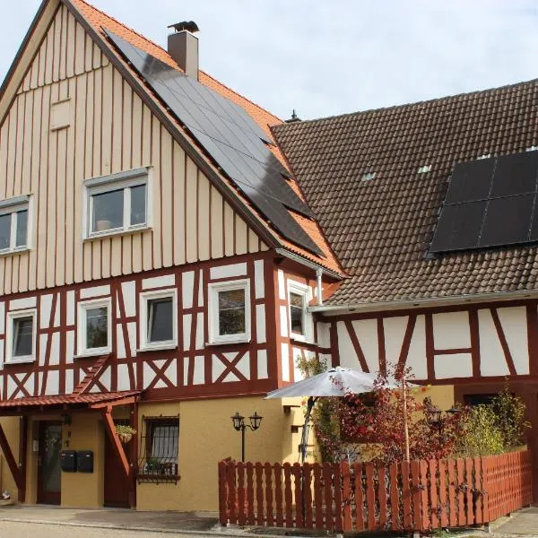 Schöne 2 Zimmer Wohnung in Sulz Bergfelden，位于内卡河畔苏尔茨的酒店