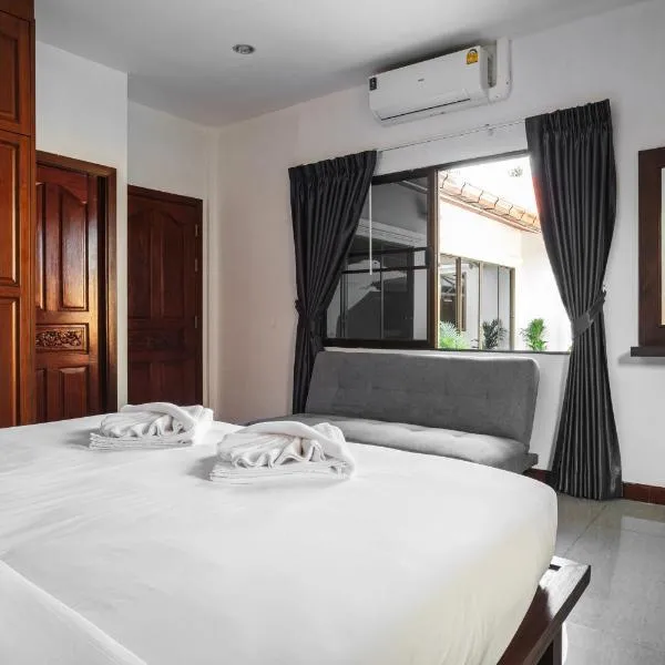 Luxury Massarossa Pool Villa Pattaya-21，位于芭堤雅市中心的酒店