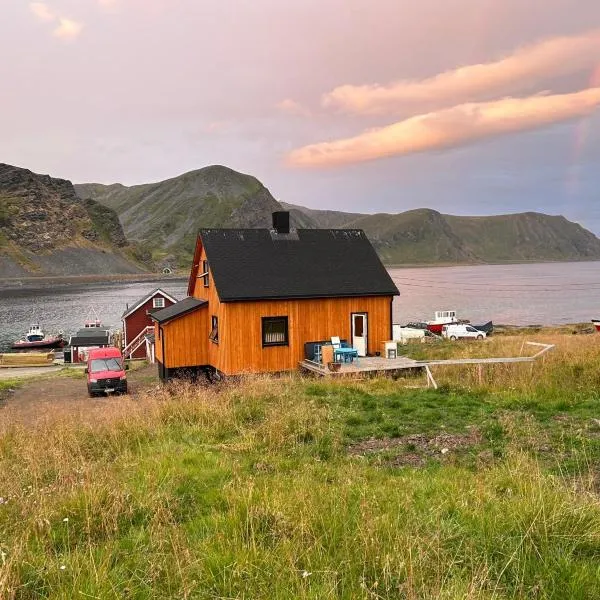 House Nordkapp Fishing Adventure，位于Sarnes的酒店
