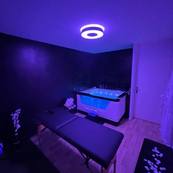 Lescapade Paris spa，位于Vauréal的酒店