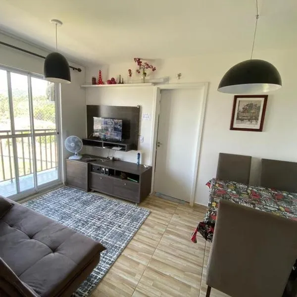 15 minutos da praia ExpocentroCentro Greenvaley，位于坎博里乌的酒店