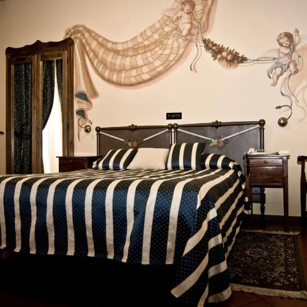 雷吉纳酒店，位于Luserna San Giovanni的酒店