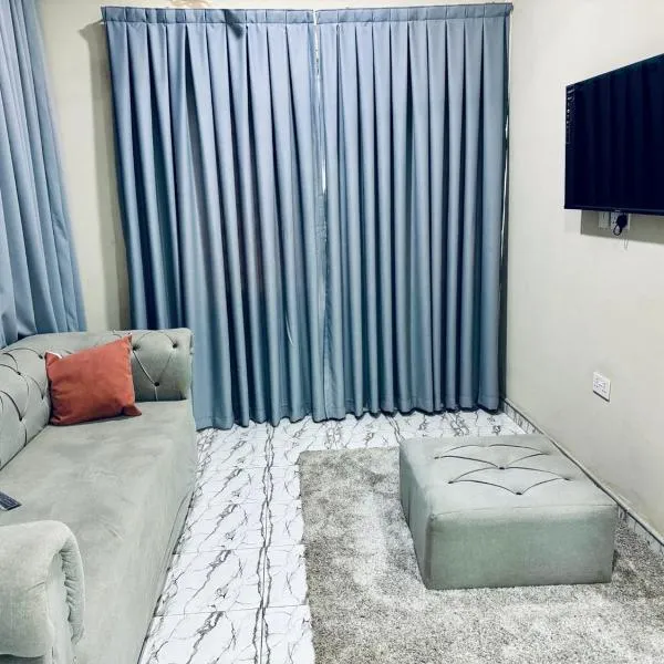 Truzt Inn Cozy Ensuite Rooms，位于库马西的酒店