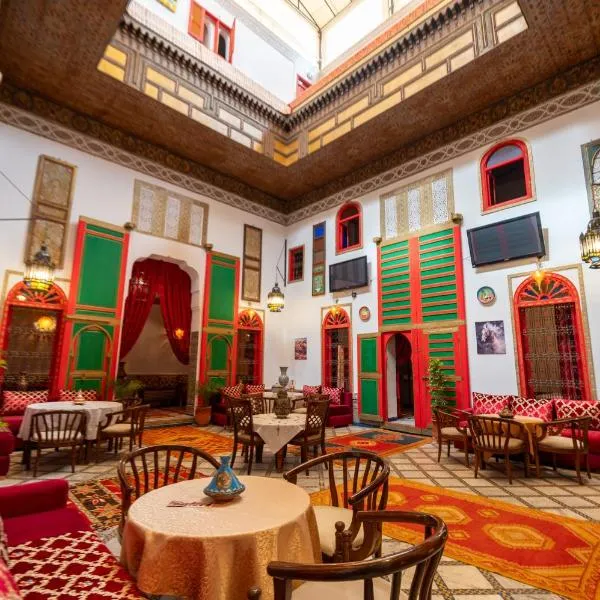 AMIRA Luxury Palace and Spa，位于非斯的酒店