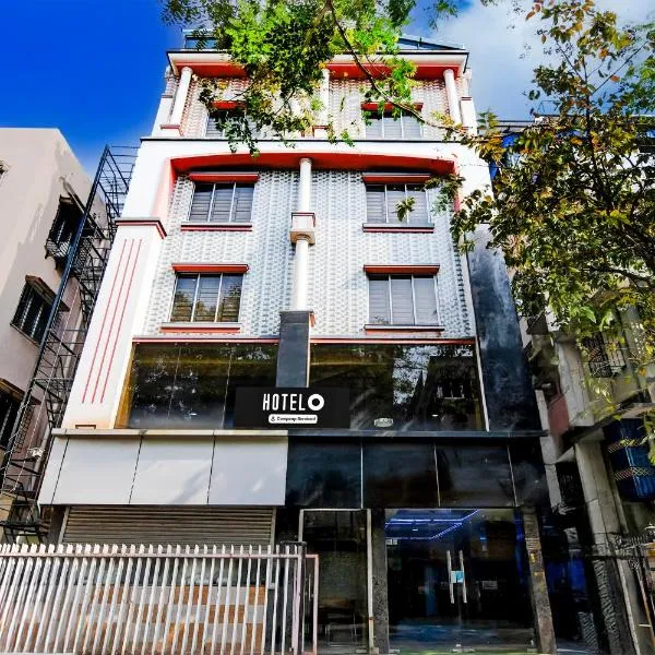 Hotel O Rajdanga Near Acropolis Mall Formerly The Corporate Inn，位于Jādabpur的酒店