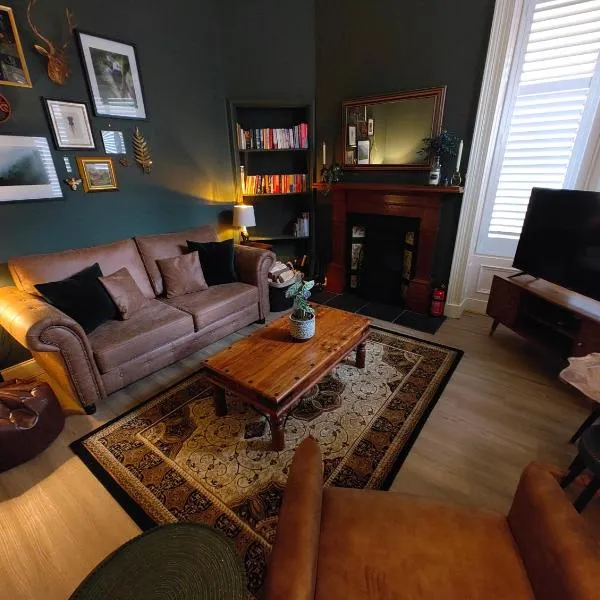 Mulberry Lodge Guest Suite - luxurious accommodation on West Highland Way，位于德里门的酒店