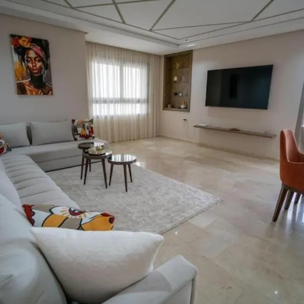 Appartement luxueux vue mer，位于丹吉尔的酒店