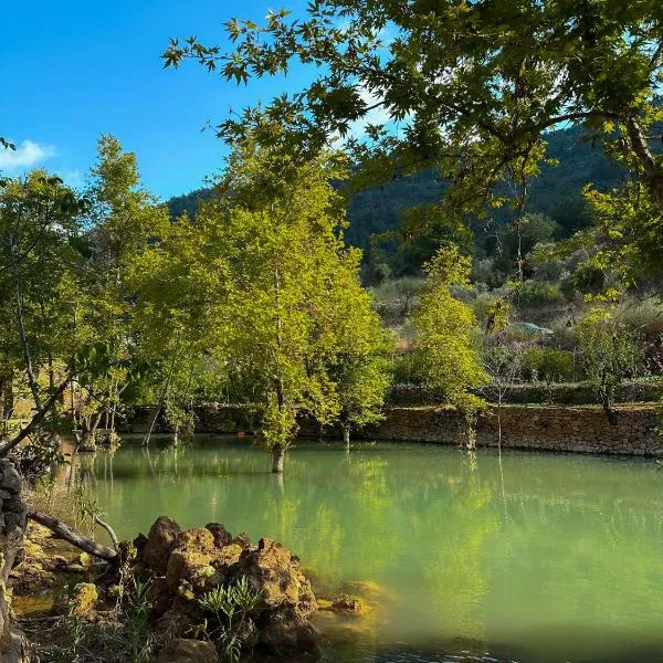 Riverside Jahliye, Chouf，位于Al Jāhilīyah的酒店
