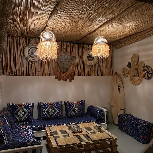 Titryte Hostel - chill rooftop，位于奥瑞尔的酒店