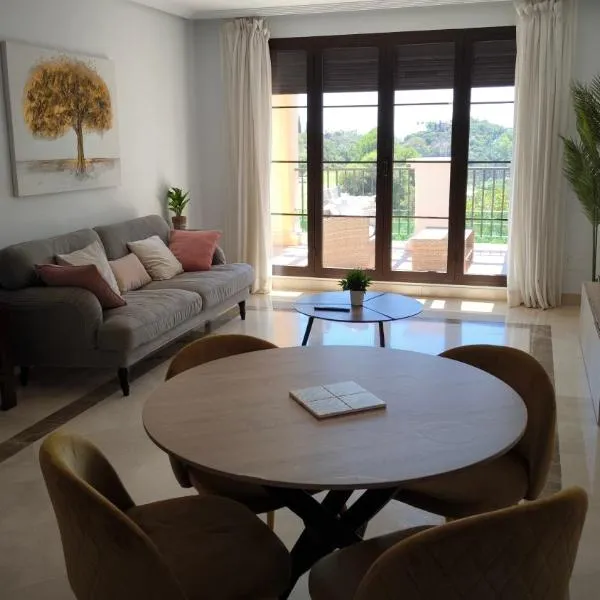 Stunning views in Las Jacarandas，位于贝纳阿维斯的酒店