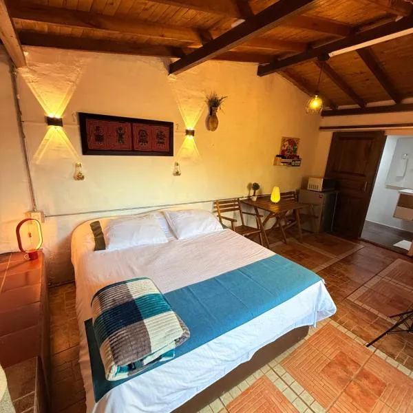 Compostela cabaña privada (private cabin for rent)，位于贾丁的酒店