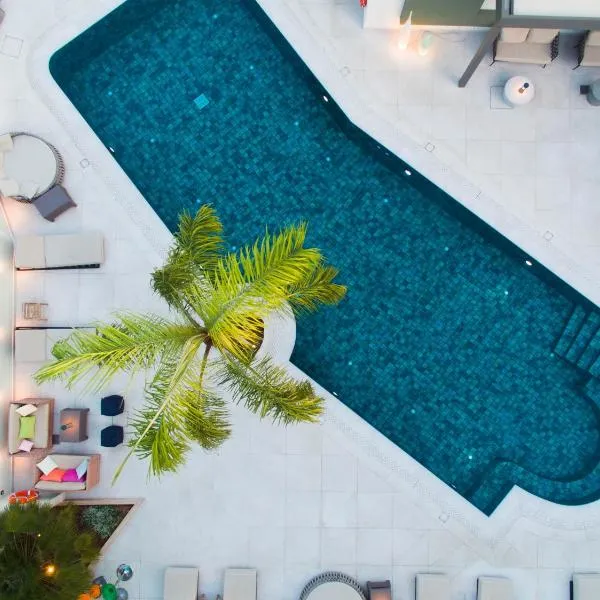Flisvos Royal Hotel & Suites，位于托隆的酒店