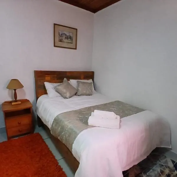 Millenium Manor Executive Homes，位于逊邱伦的酒店