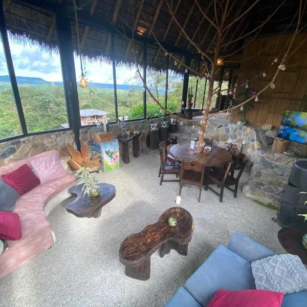 Finca de la Vaca - Family House，位于Mera的酒店