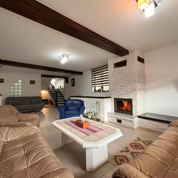 Skyline Villa，位于阿祖加的酒店