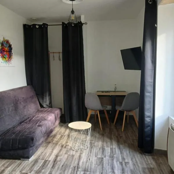 Appartement T2 meublé - Entrée indépendante，位于La Boissière-des-Landes的酒店