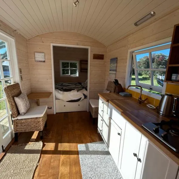 Gumdiggers Tiny House，位于Lake Ohia的酒店
