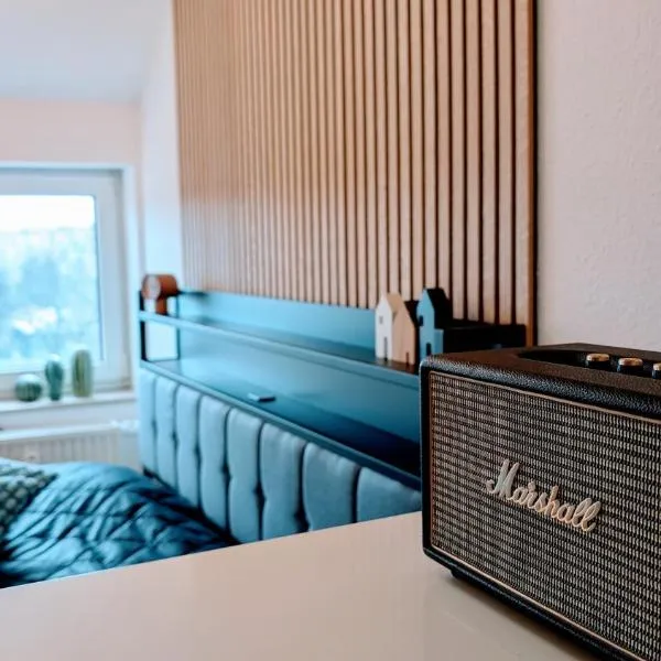 Compact Nordic Nest, WLAN, E Roller, SmartTV, Waschtrockner，位于开姆尼茨的酒店