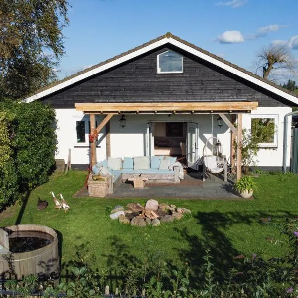 De Lindenhof，位于Tienhoven的酒店