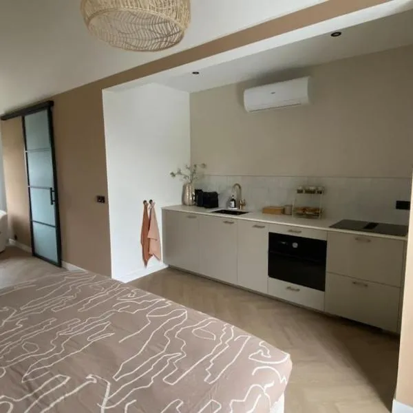 B&B Smûk，位于Tietjerk的酒店