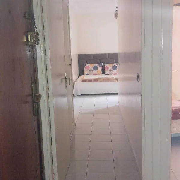 best location guestroom，位于卡萨布兰卡的酒店