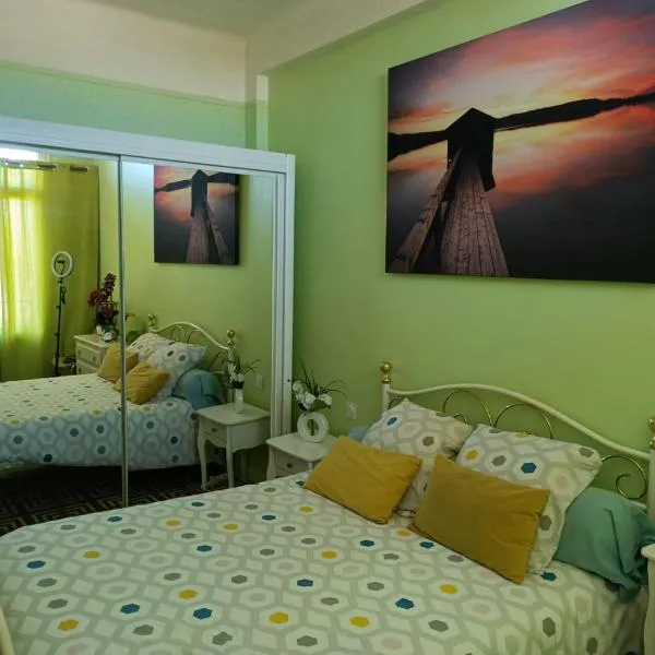 Hostel-Élisée-Perpignan，位于佩皮尼昂的酒店