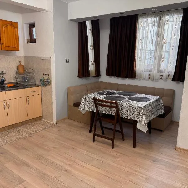 Апартамент Лилия Сандански，位于桑丹斯基的酒店