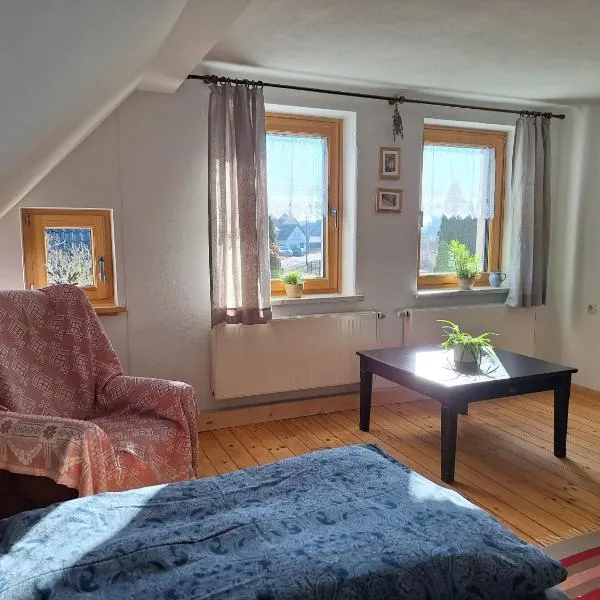 Ferienwohnung am Auenweg，位于Milstrich Oßling的酒店