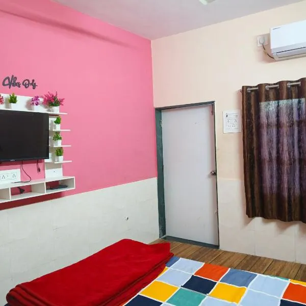 Vyom homestay，位于德瓦尔卡的酒店
