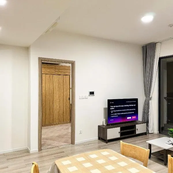 Honeymoon homes - Vinhomes Grand Park Quận 9 - 2 phòng ngủ，位于Gò Công的酒店