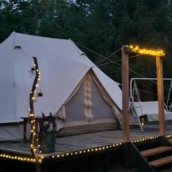 Glamping Bosque - Río Villarrica，位于比亚里卡的酒店