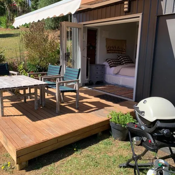 Private Olive Grove Studio，位于芒奥努伊的酒店