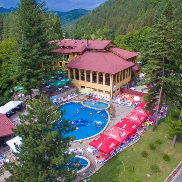 巴尔干酒店，位于Kŭrnare的酒店